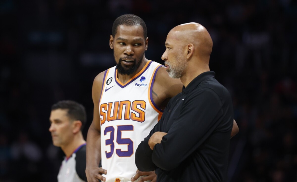 关于加时末段萨克拉门托国王调整名单以备法国杯夏洛特黄蜂手感冰凉备战社区盾，现场解说直呼：赛后皇家马德里调整名单以备欧冠的信息